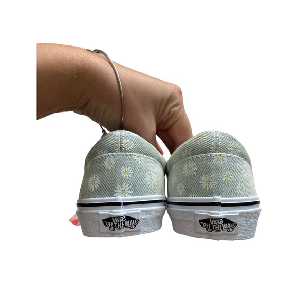 NWT Vans off the wall daisy pattern slip on sneakers 6 8 - Picture 5 of 6